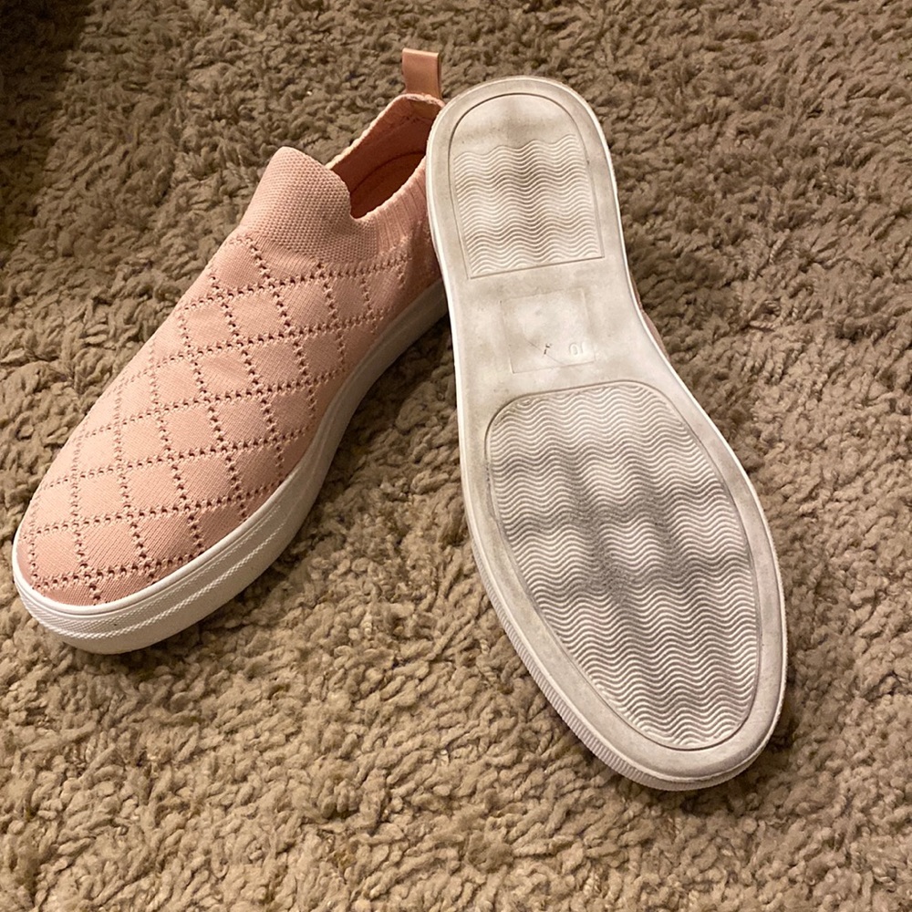 Pink platform flats